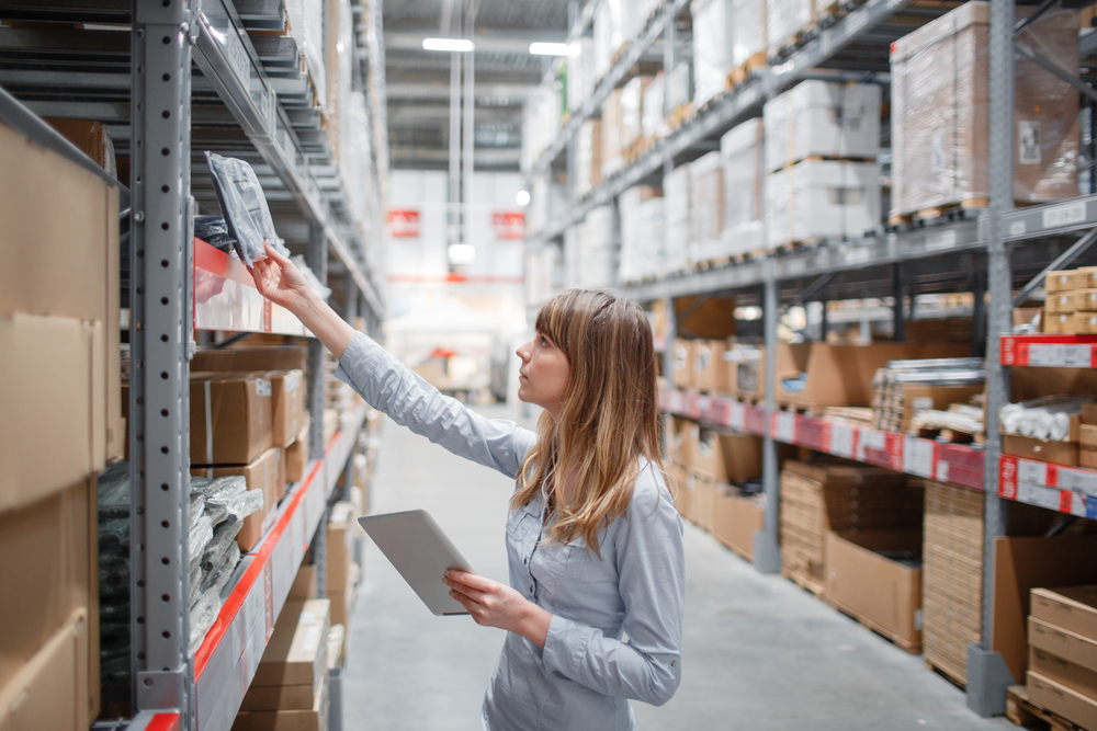 Guide to the Key Roles of the Enterprise Store Associate 100 x 667 - stock image